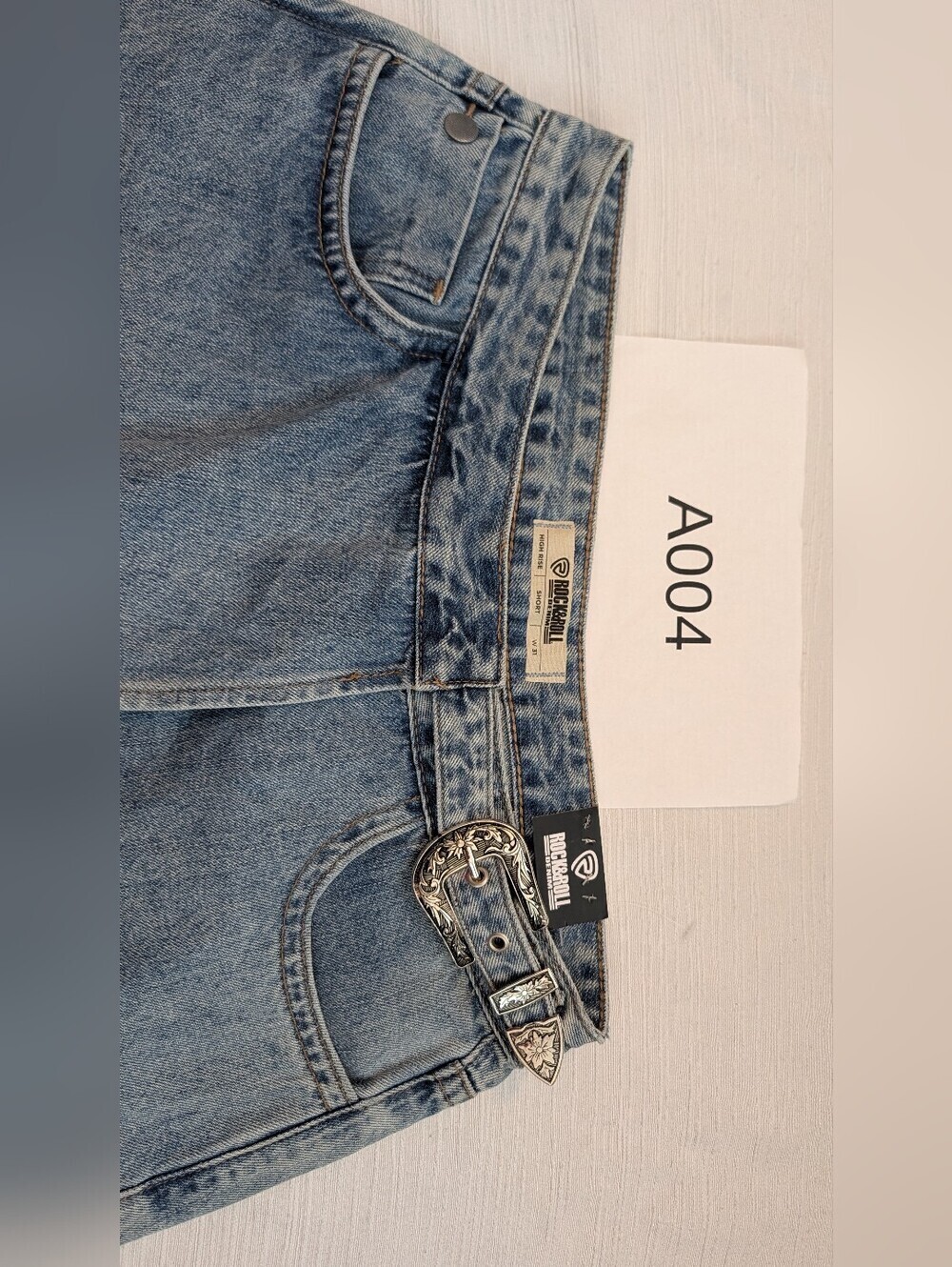 NWT Rock&Roll Denim Vintage-Inspired High Rise Skort With Silver Buckle Sz 31 - Picture 15 of 16